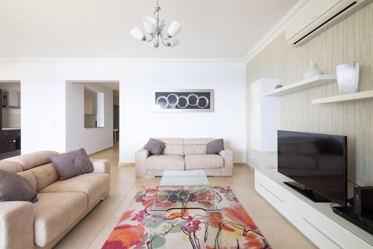 Fort Cambridge Apartments By Homely Sliema Exterior foto