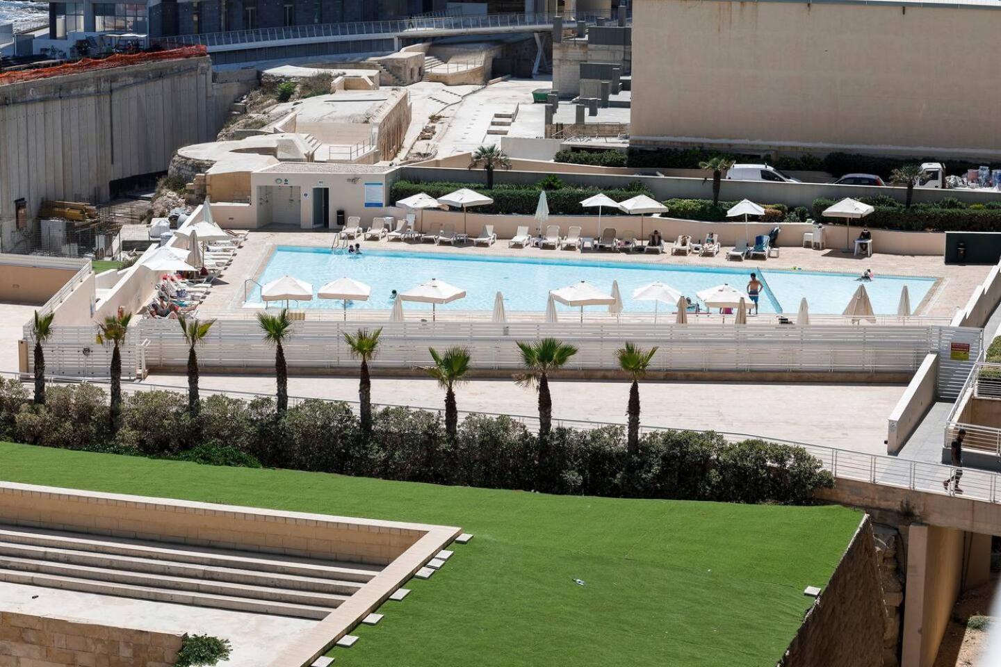 Fort Cambridge Apartments By Homely Sliema Exterior foto