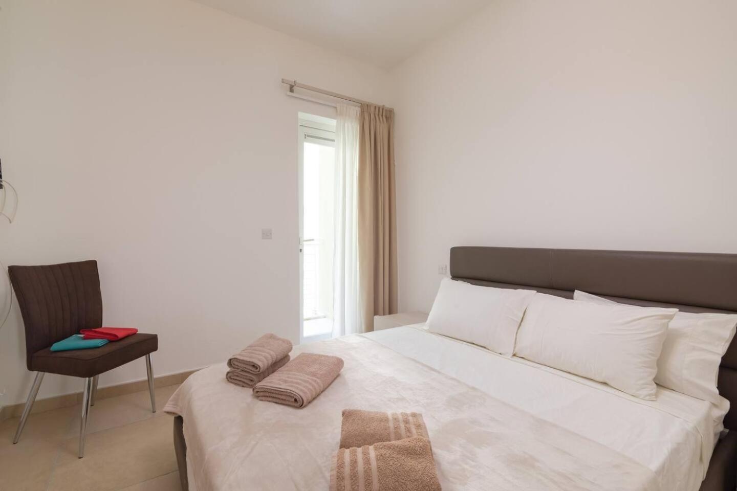 Fort Cambridge Apartments By Homely Sliema Exterior foto